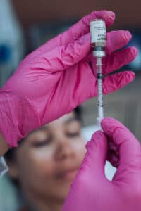 Toxina botulínica, Profhilo, Restylane e Sculptra: qual é a diferença e quando faz sentido